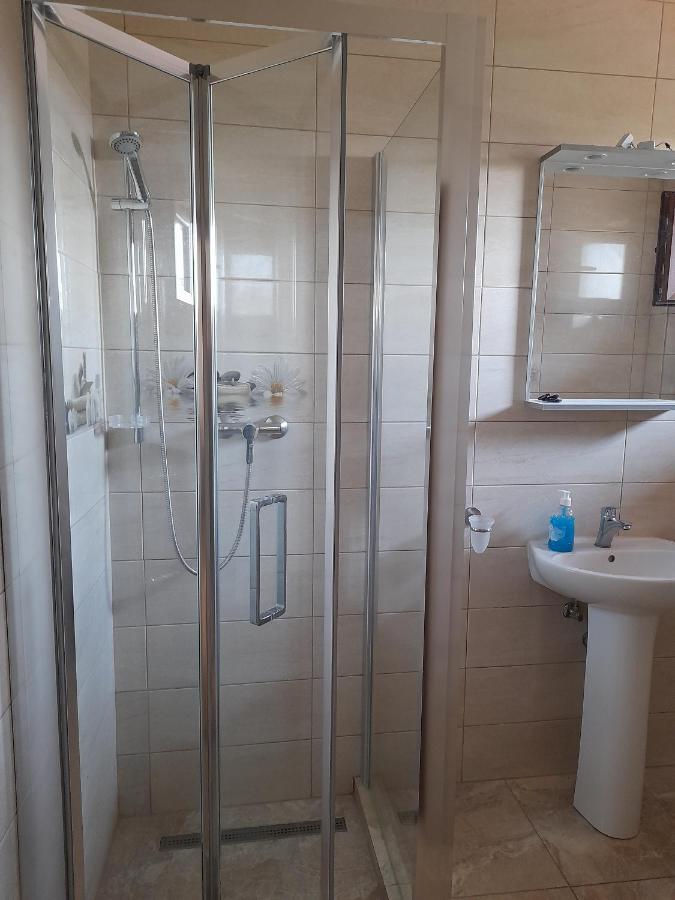 Pensiunea Anda בית הארחה 3*